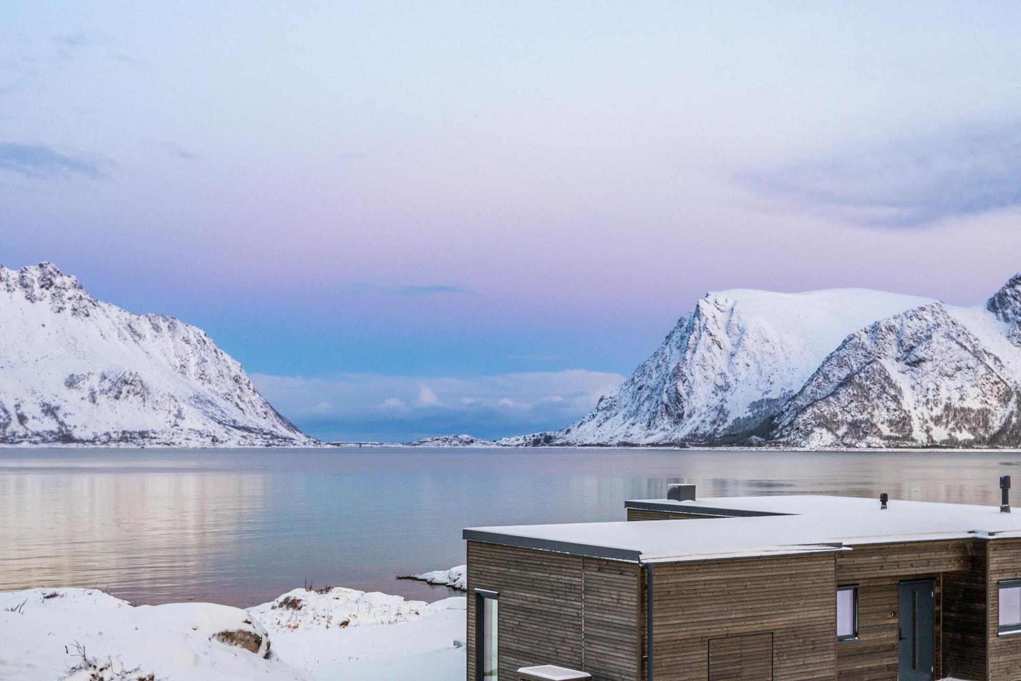 Nydelig Hytte I Unike Lofoten I Naerheten Av Henningsvaer! Lyngvaeret Exterior photo